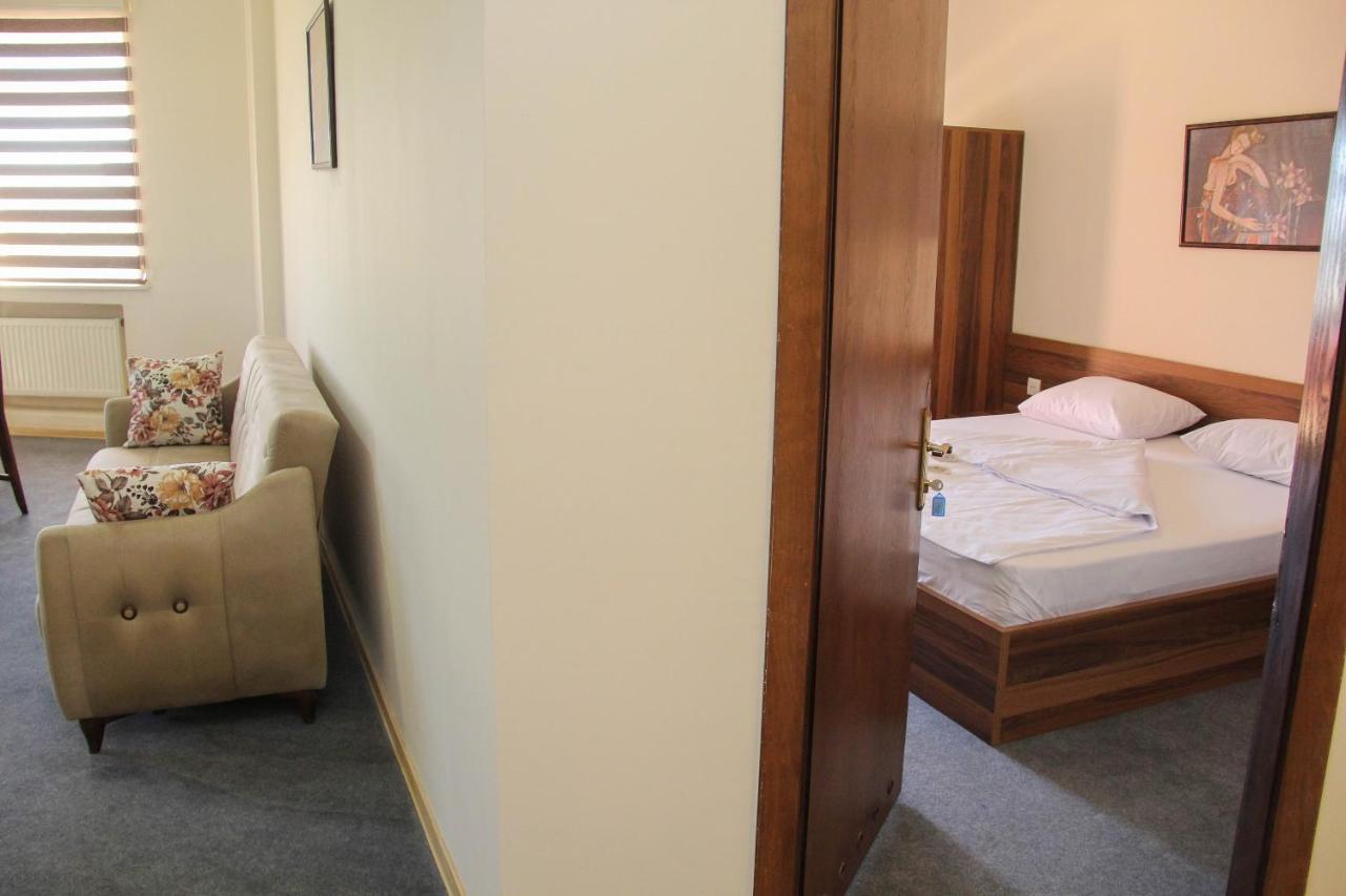 Mavi Dalga Beach Hotel バクー エクステリア 写真