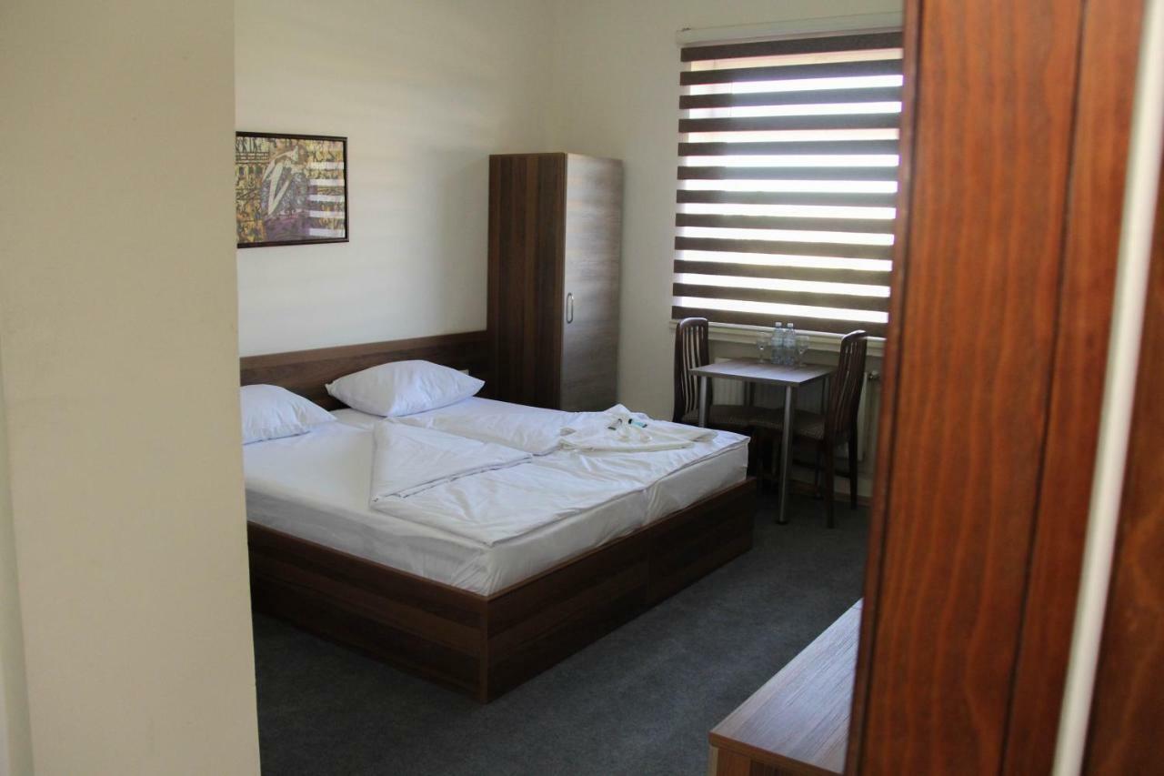 Mavi Dalga Beach Hotel バクー エクステリア 写真