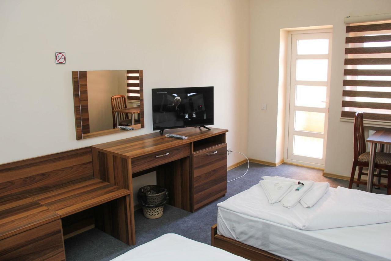 Mavi Dalga Beach Hotel バクー エクステリア 写真