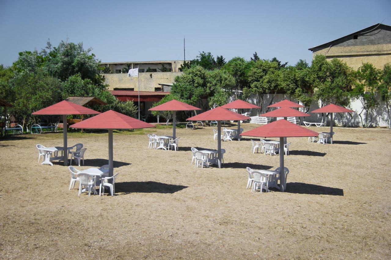 Mavi Dalga Beach Hotel バクー エクステリア 写真